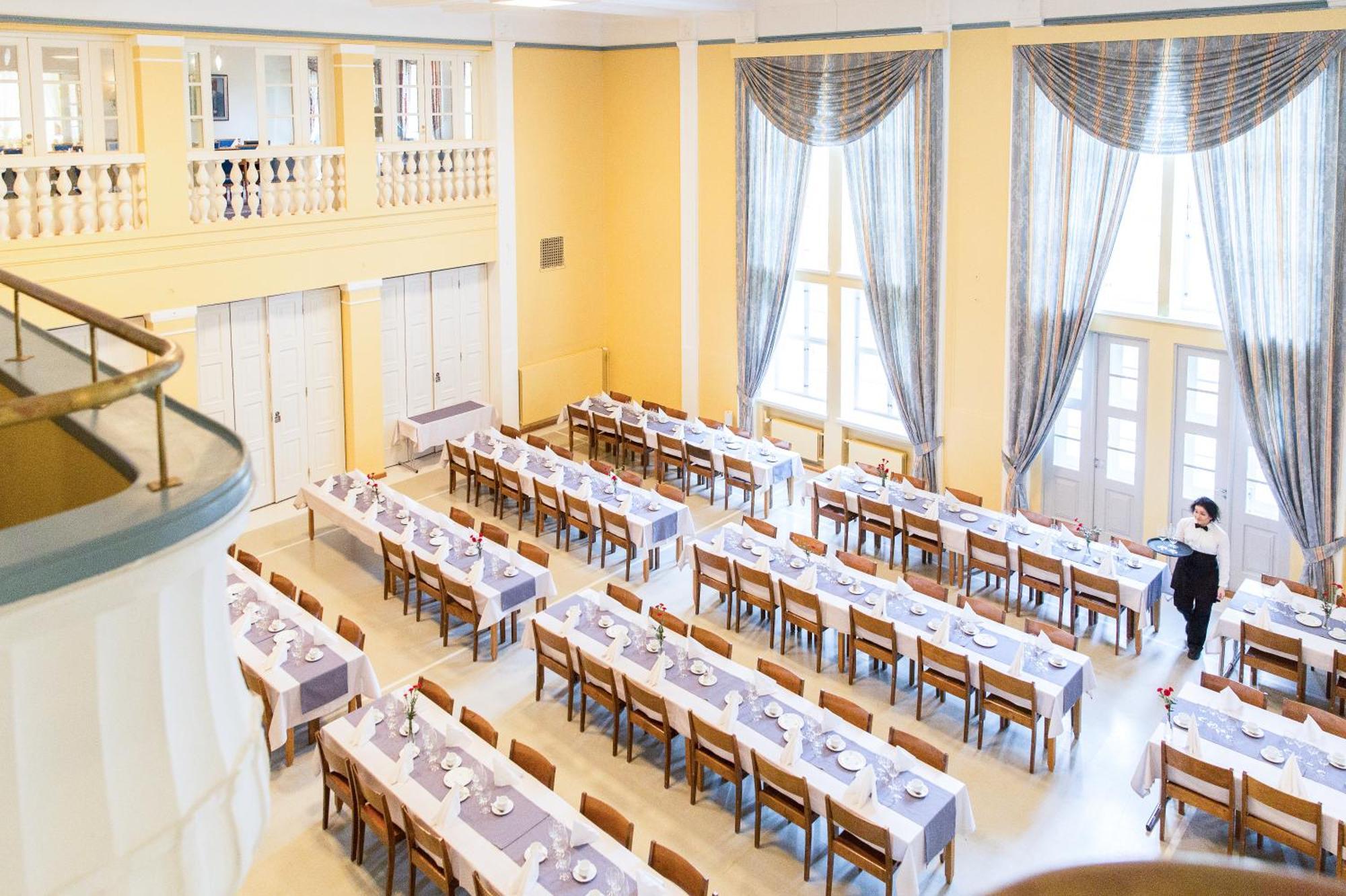 Hotelli-Ravintola Maentaen Klubi Мянття Екстер'єр фото